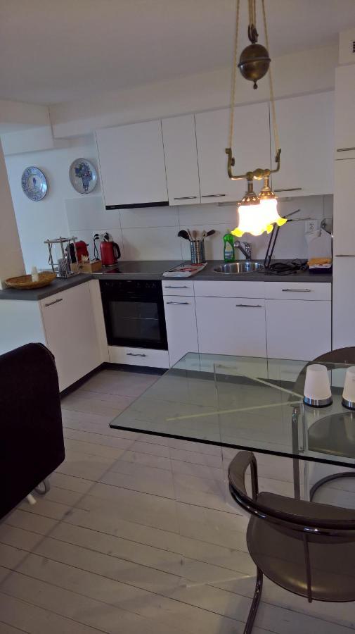 Bed and Breakfast Swiss Borzoi House à Vully-les-Lacs Extérieur photo