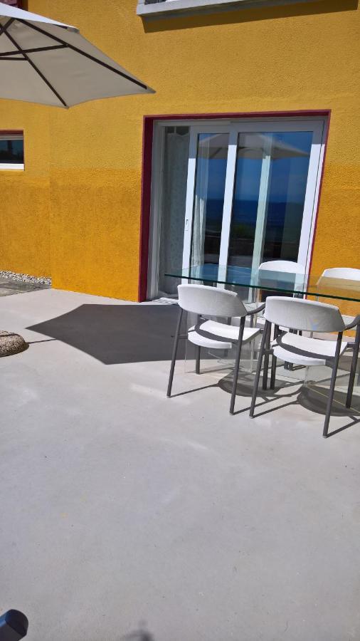 Bed and Breakfast Swiss Borzoi House à Vully-les-Lacs Extérieur photo